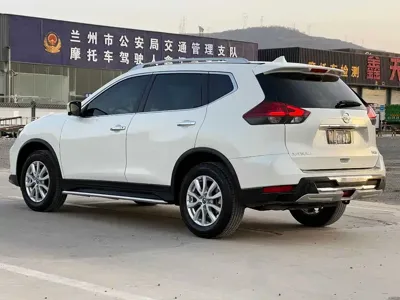 Nissan X-Trail 2024, 30000 км, за 99800 CNY