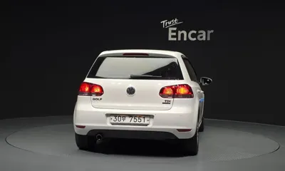Volkswagen Golf 2012, 148413 км, за 3700000 KRW