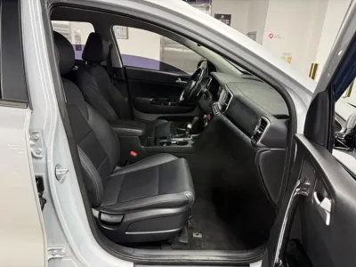 Kia Sportage 2018, 158800 км, за 11500000 KRW - фото 11