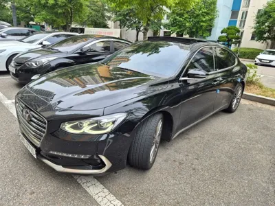 Hyundai Grandeur · 2017 год