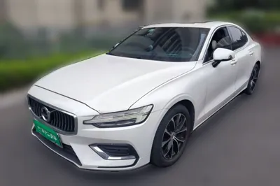Volvo S60 · 2020 год