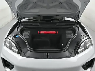 Porsche Macan 2025, 11706 км, за 105000000 KRW - фото 6