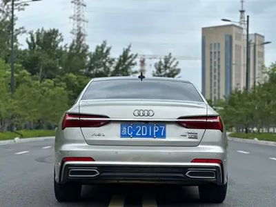Audi A6L 2019, 108000 км, за 168800 CNY - фото 9