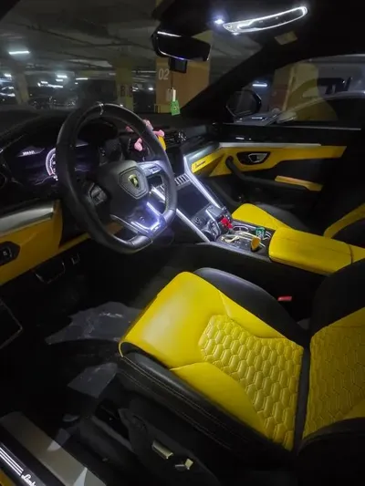 Lamborghini Urus 2020, 64000 км, за 259200000 KRW
