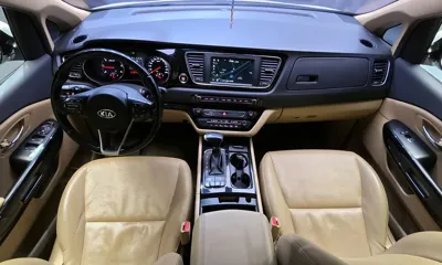 Kia Canival 2018, 152488 км, за 10700000 KRW - фото 7