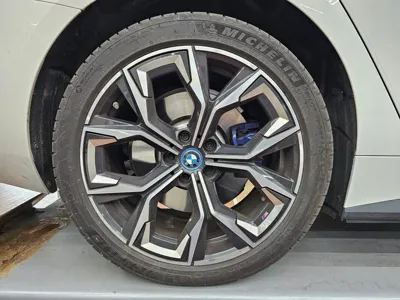 BMW i4 2024, 24857 км, за 53500000 KRW - фото 9