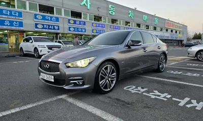 Infiniti Q50 · 2014 год