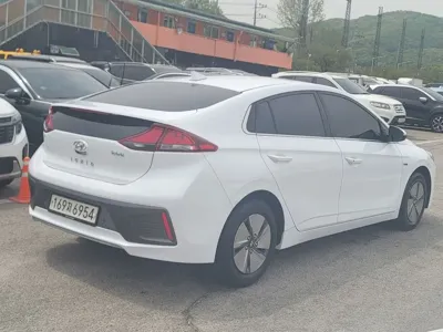 Hyundai Ioniq 2020, 178400 км, за 9800000 KRW - фото 5
