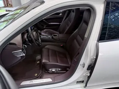 Porsche Panamera 2015, 100000 км, за 286000 CNY - фото 10