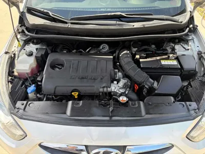 Hyundai Accent 2015, 188572 км, за 4000000 KRW - фото 7