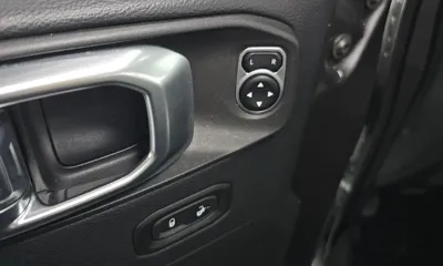 Jeep Wrangler 2018, 402655 км, за 23500000 KRW - фото 18