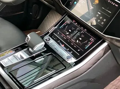 Audi Q8 2021, 70000 км, за 355000 CNY - фото 9