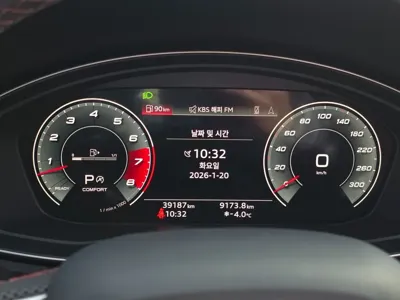Audi SQ5 2022, 39187 км, за 59000000 KRW - фото 9