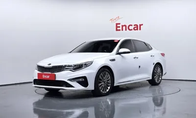 Kia K5 · 2020 год