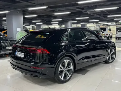 Audi Q8 2026, 15 км, за 123000000 KRW