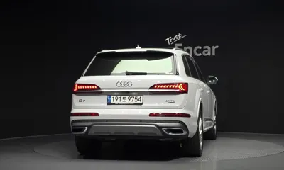 Audi Q7 2021, 148593 км, за 42500000 KRW