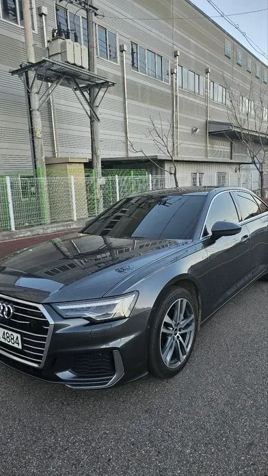 Audi A6 2022, 83619 км, за 27250000 KRW