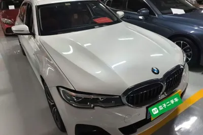 BMW 3 Series 2021, 59800 км, за 156958.31 CNY - фото 3