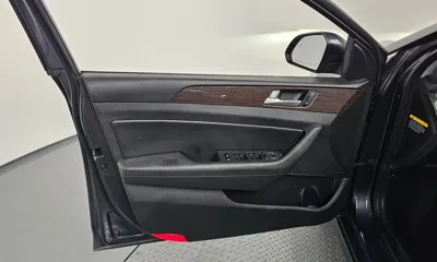 Hyundai Sonata 2018, 142032 км, за 10500000 KRW - фото 24