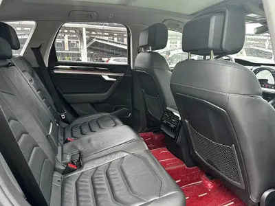 Volkswagen Touareg 2022, 86000 км, за 249000 CNY - фото 18