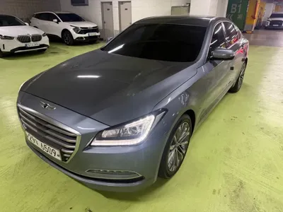 Hyundai Genesis 2015, 64034 км, за 12990000 KRW