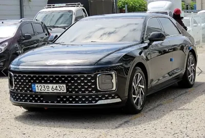 Hyundai Grandeur 2023, 21168 км, за 31000000 KRW