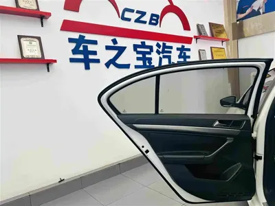 Volkswagen Lavida 2016, 136400 км, за 34800 CNY - фото 23