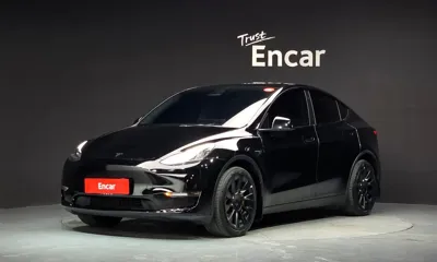 Tesla Model Y · 2022 год