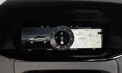 Land Rover Range Rover Evoque 2026, 586 км, за 57990000 KRW - фото 8