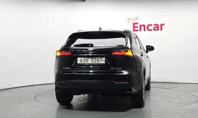 Lexus NX 2017, 62924 км, за 30000000 KRW