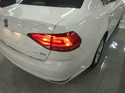 Volkswagen Lavida 2018, 54100 км, за 38800 CNY - фото 8