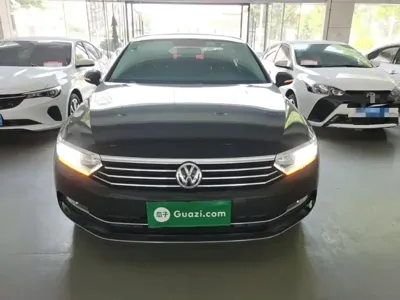 Volkswagen Magotan 2019, 147700 км, за 68700 CNY