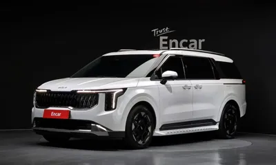 Kia Canival · 2025 год