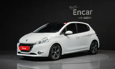 Peugeot 208 · 2016 год