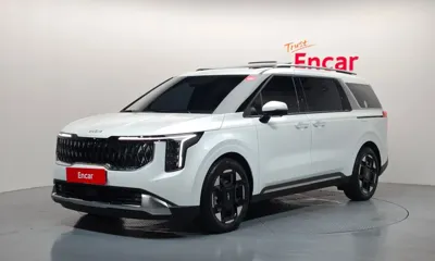 Kia Canival · 2026 год