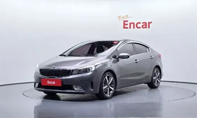 Kia K3 · 2016 год