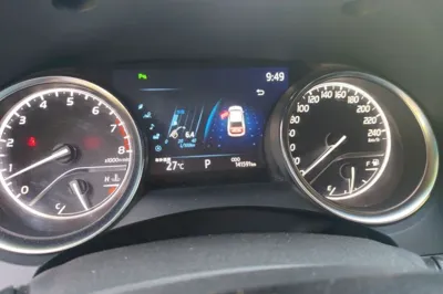 Toyota Camry 2019, 141600 км, за 100507.98 CNY - фото 10