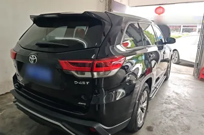 Toyota Highlander 2021, 51500 км, за 153695.29 CNY - фото 6
