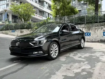 Volkswagen Magotan 2018, 89000 км, за 61800 CNY - фото 1
