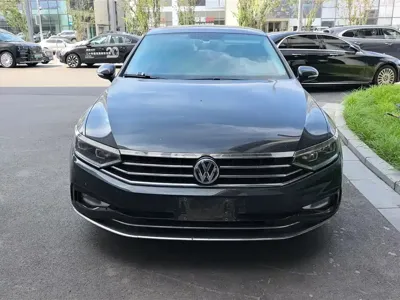 Volkswagen Magotan 2020, 89700 км, за 88800 CNY
