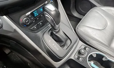Ford Kuga 2016, 177741 км, за 5900000 KRW - фото 9