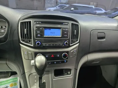 Hyundai Starex 2019, 216161 км, за 9500000 KRW - фото 10