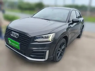Audi Q2L 2020, 152600 км, за 55599 CNY