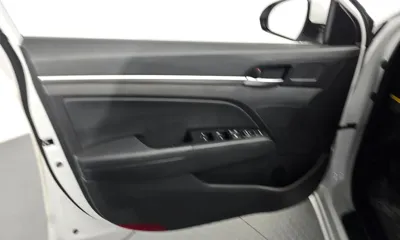 Hyundai Avante 2019, 119399 км, за 11900000 KRW - фото 24