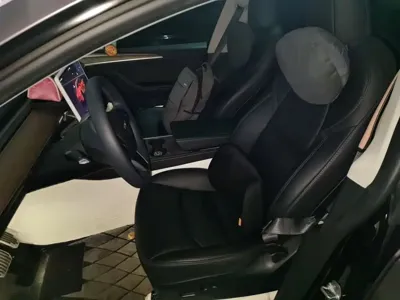 Tesla Model Y 2023, 48000 км, за 173299 CNY - фото 8