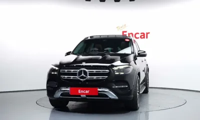Mercedes-Benz GLE-Class 2025, 9753 км, за 108000000 KRW