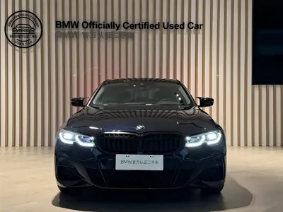 BMW 3 Series 2019, 142000 км, за 119800 CNY