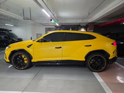 Lamborghini Urus 2022, 21130 км, за 290000000 KRW