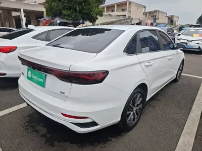 Geely Emgrand 2022, 84500 км, за 42800 CNY - фото 7