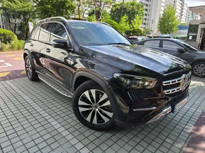 Mercedes-Benz GLE-Class 2025, 9747 км, за 70860.1 USD